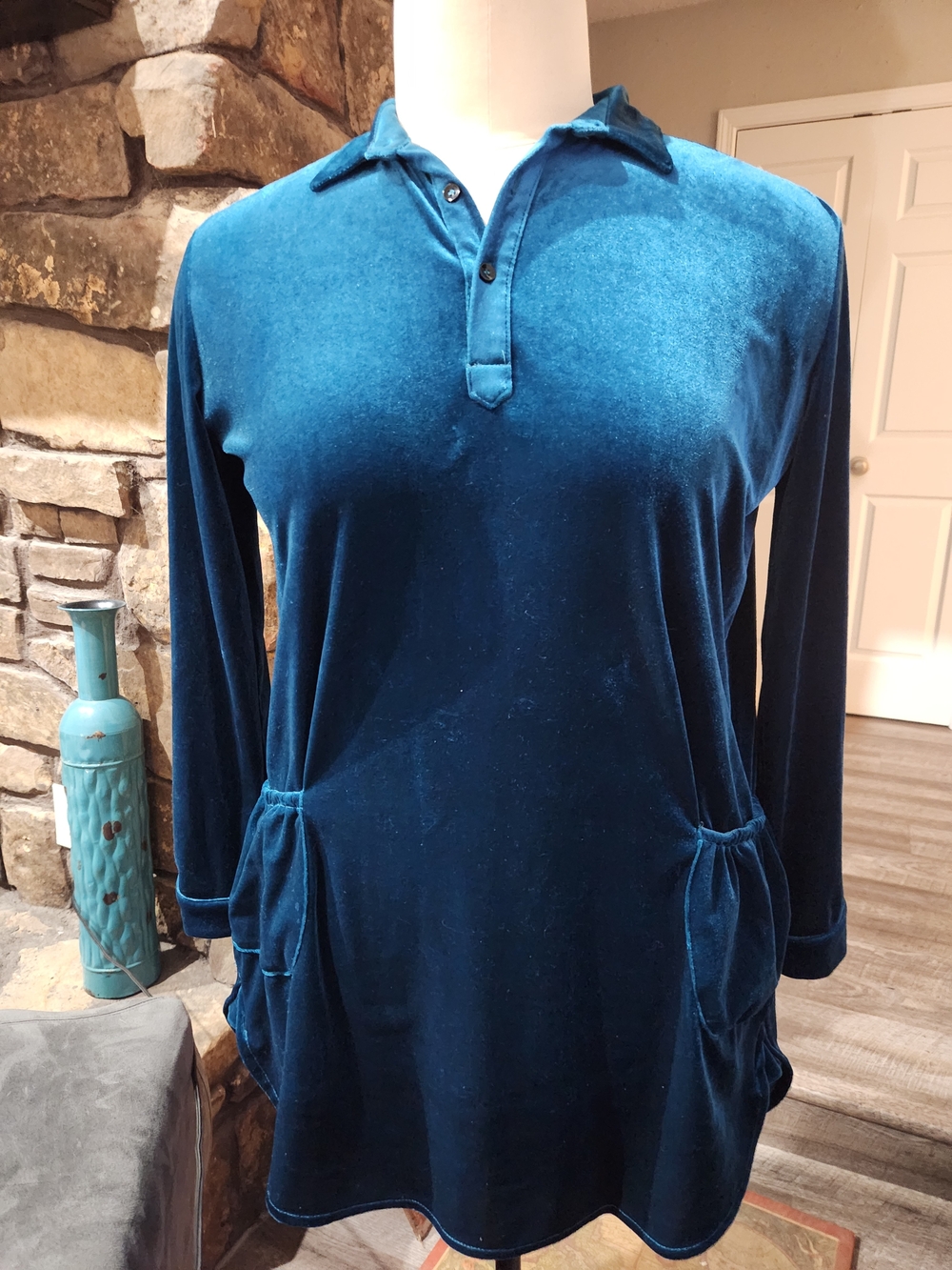 Velvet Long-Sleeve Polo Tunic in Teal Blue